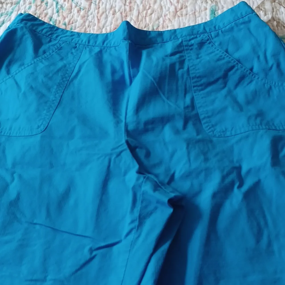 Womens pants - Picture 2 of 6